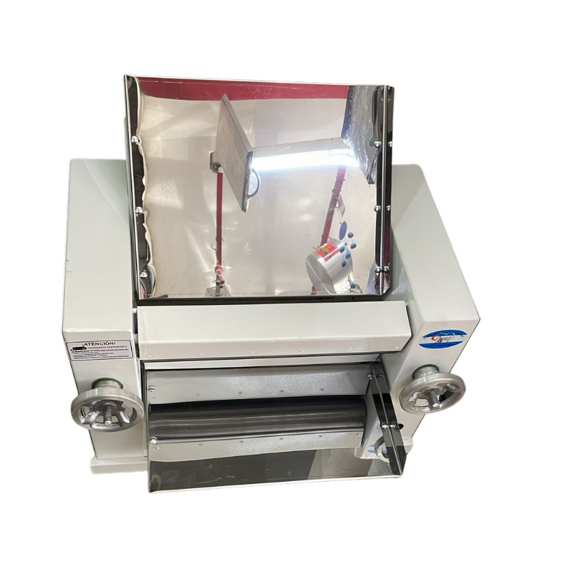 Laminadora JyM 450 mm
"• Motor de 3/4 HP 
• Rodillos de80 cm espesor 
• Transmisión a cadena de ½ 
• Velocidad: 60 vueltas por minuto
• Regulación 0 a 25 mm
• Gabinete de chapa de 2 mm de espesor pintada
• Bandeja de acero inoxidable
• Practica e ideal para laminar ( pastas, tapas de empanada, etc. )
" Ancho: 70 cm Alto: 58 cm Profundidad: 66 cm